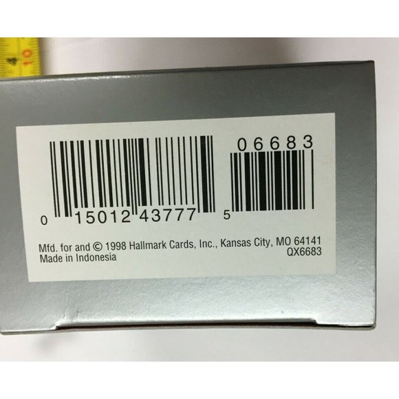 Christmas Ornament "Granddaughter" Hallmark 1998 QX6683 - Picture 4 of 4